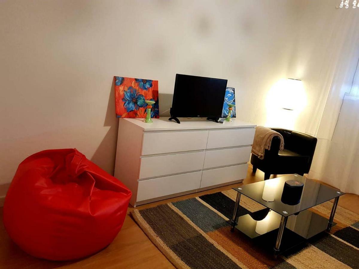 Casa Coqueta Y Confortable En Apartamento *